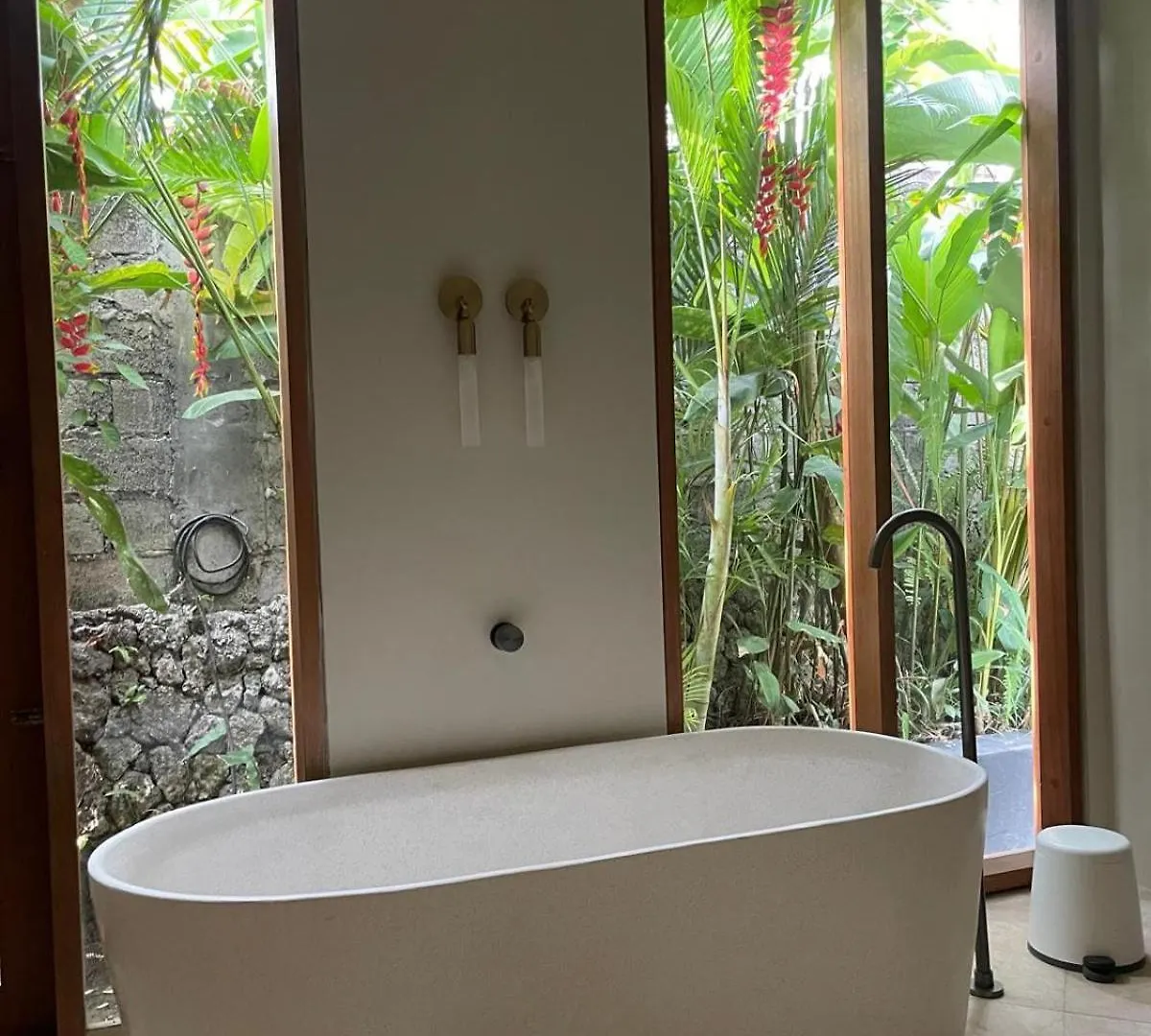 Villa Ilo Magic 250 M2 Great Location In A 750 M2 Land Kerobokan  0*, Kerobokan (Bali) Indonesia